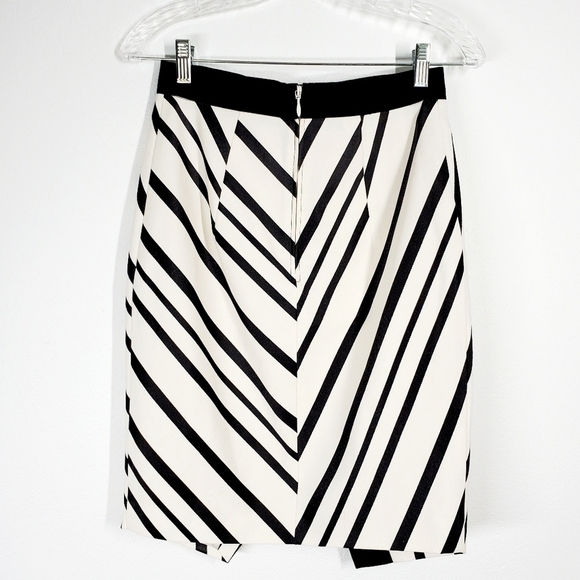 H&M STRIPED LINEN BLEND SKIRT - Picture 2 of 5